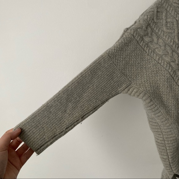 Marc Jacobs | Grey Oversized Knitted Merino Wool Sweater - Picture 2 of 11
